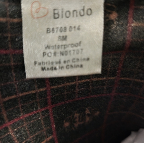 ​Blondo Black Waterproof Suede Ankle Boots Booties Women's Size 8M EUC - Picture 2 of 7